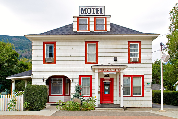 Motel.